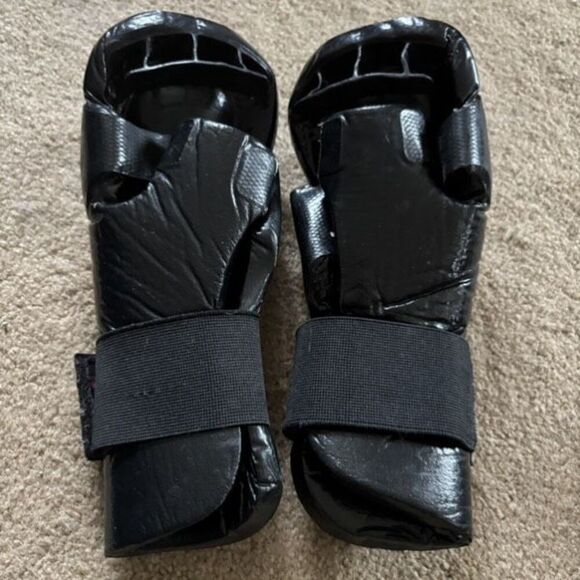 Century Tracer Size Youth Small Martial Arts Sparring Gloves - Picture 4 of 7